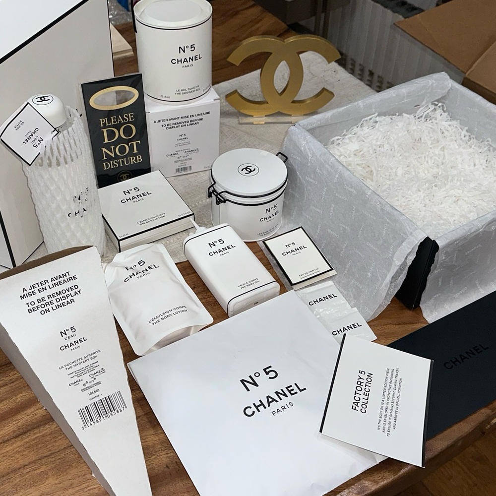 CHANEL N°5 FACTORY 5 COLLECTION EXCLUSIVE BUNDLE BRAND NEW 100% AUTHENTIC RARE